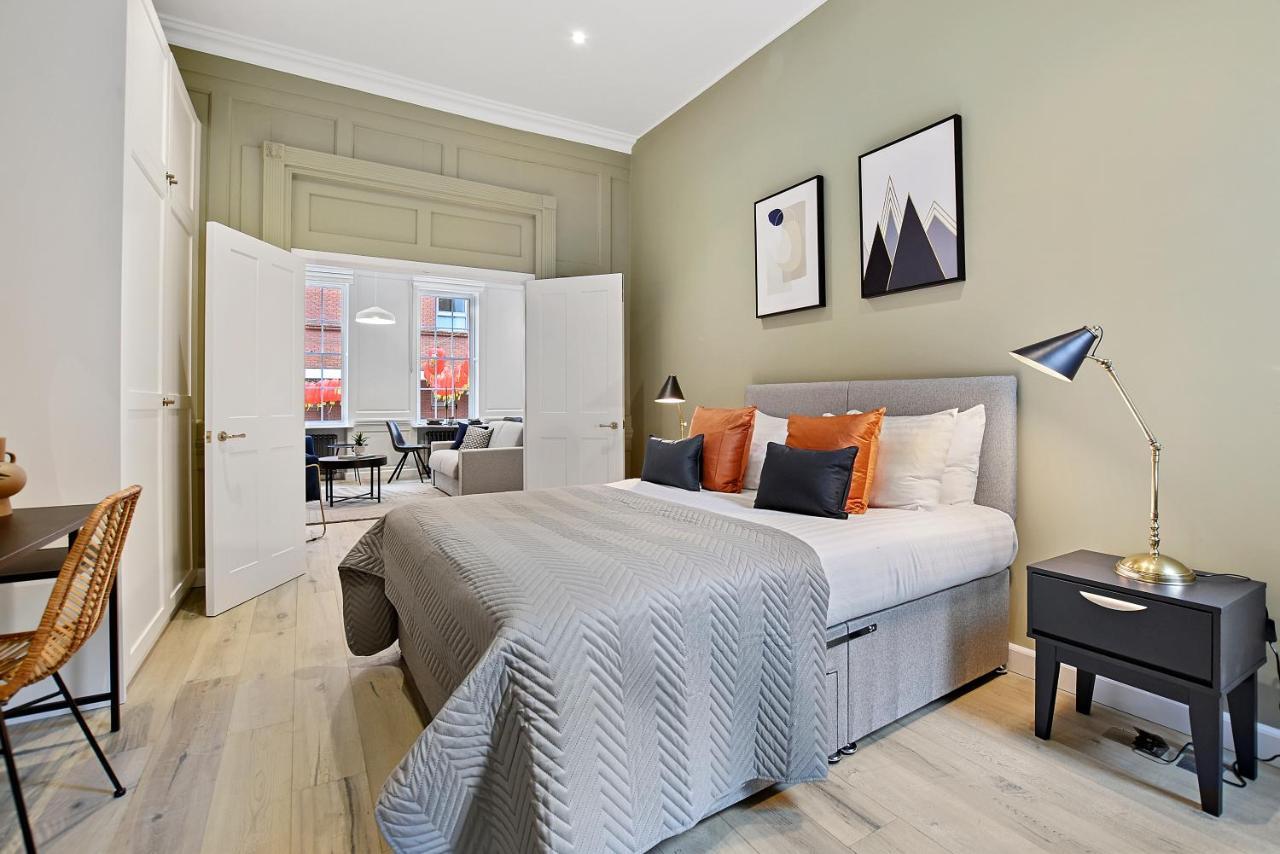 Gerrard Place By Aeria Apartments ลอนดอน ภายนอก รูปภาพ